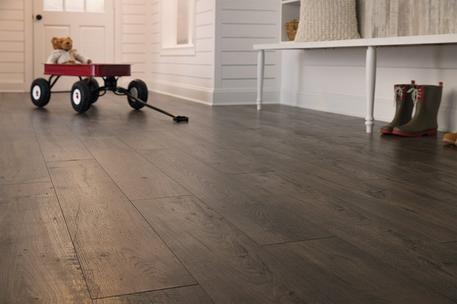 Laminate floors in Odessa MO from Blue Springs Carpet & Tile