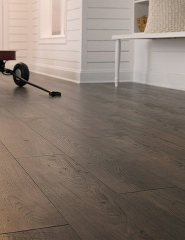 Laminate floors in Odessa MO from Blue Springs Carpet & Tile